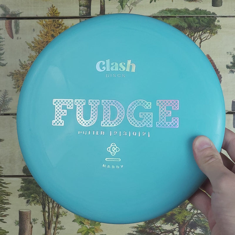 Clash Discs - Fudge Putter - Hardy Plastic - 2/3/0/2